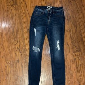 Refuge stretchy ripped jeans